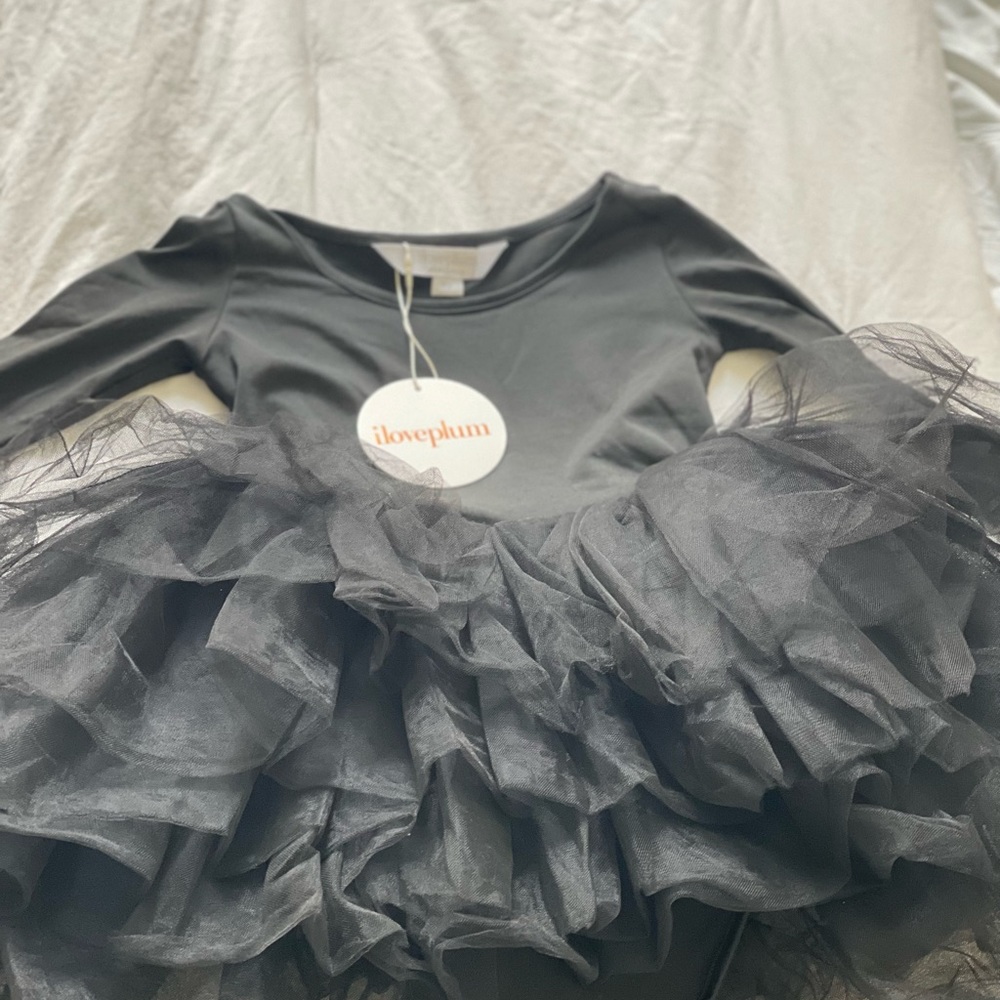 wore once last year in the Halloween. Good as New